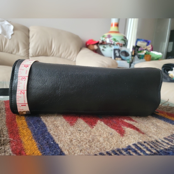 Black Shoulder Bag with extra strap - Picture 10 of 11